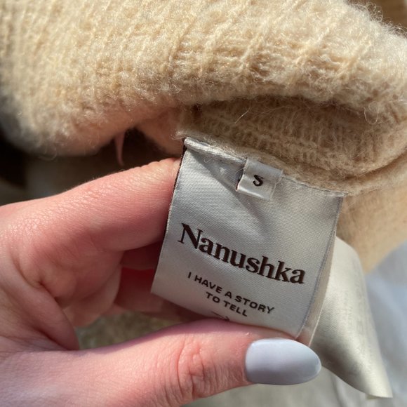 Nanushka Oversized Ribbed Knit Pullover Sweater Beige Stand Up Collar Sz Small - Picture 5 of 12